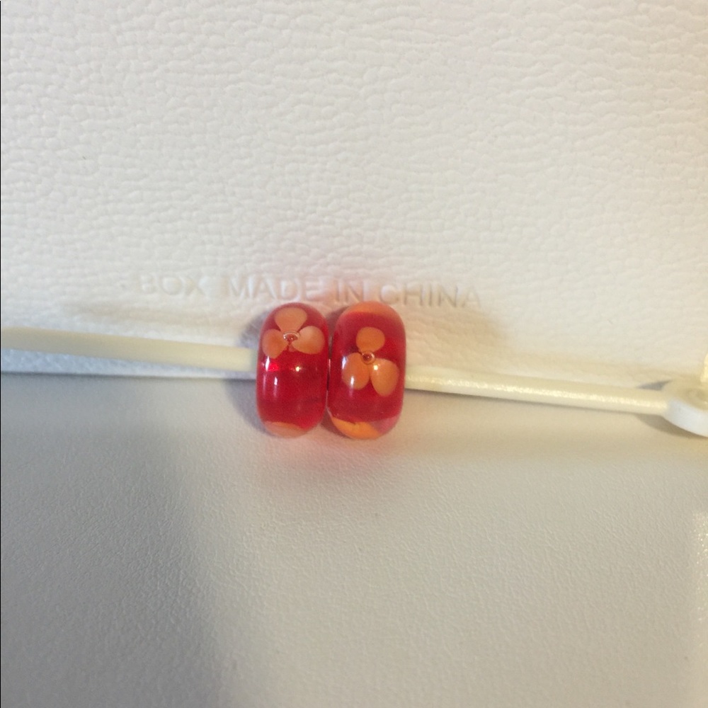 Troll beads